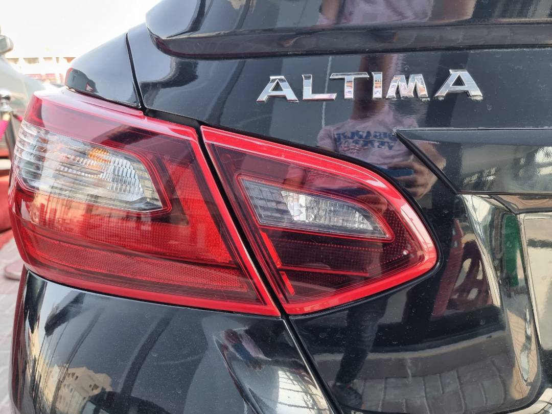 2018 NISSAN ALTIMA — 155840 Miles — Lot 38145342 — Main - Marhaba Auctions Used Cars - Image 6