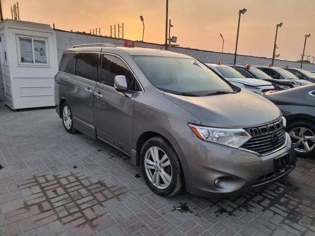 NISSAN QUEST