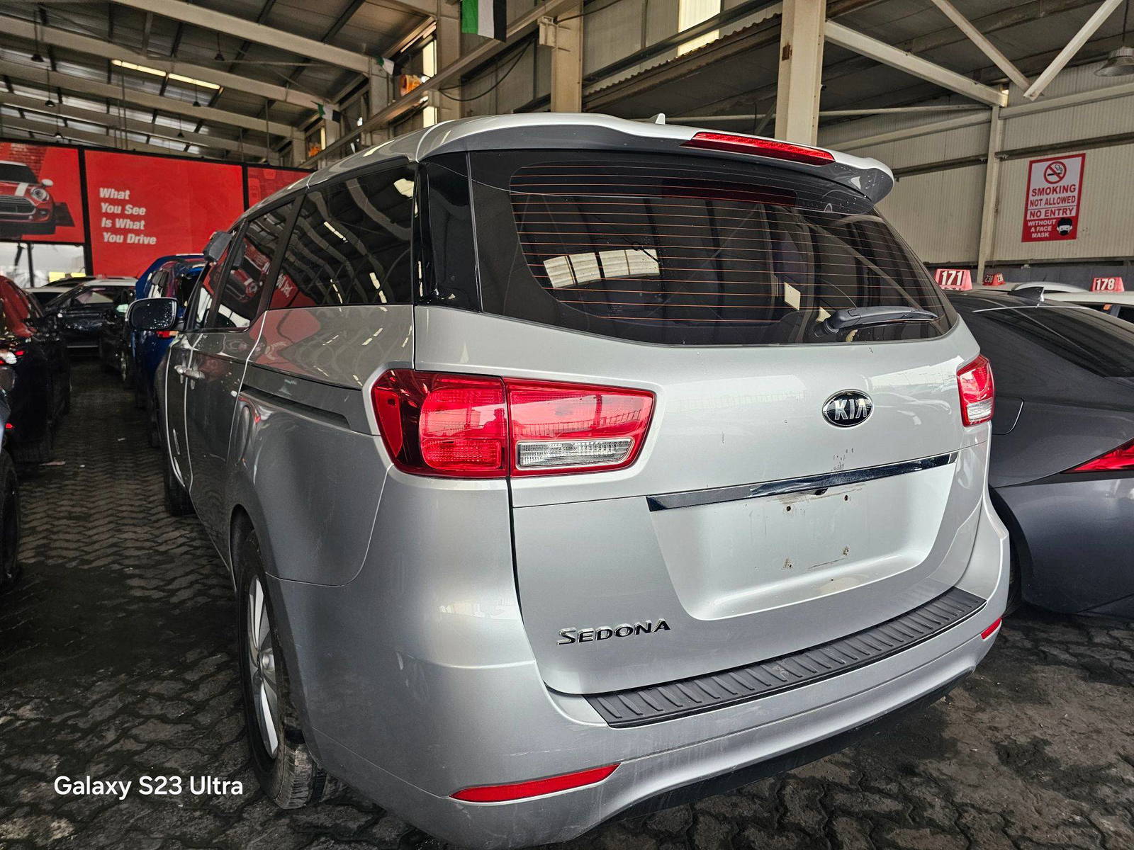 KIA SEDONA 2017 - Marhaba Auction Used Cars - Image 3