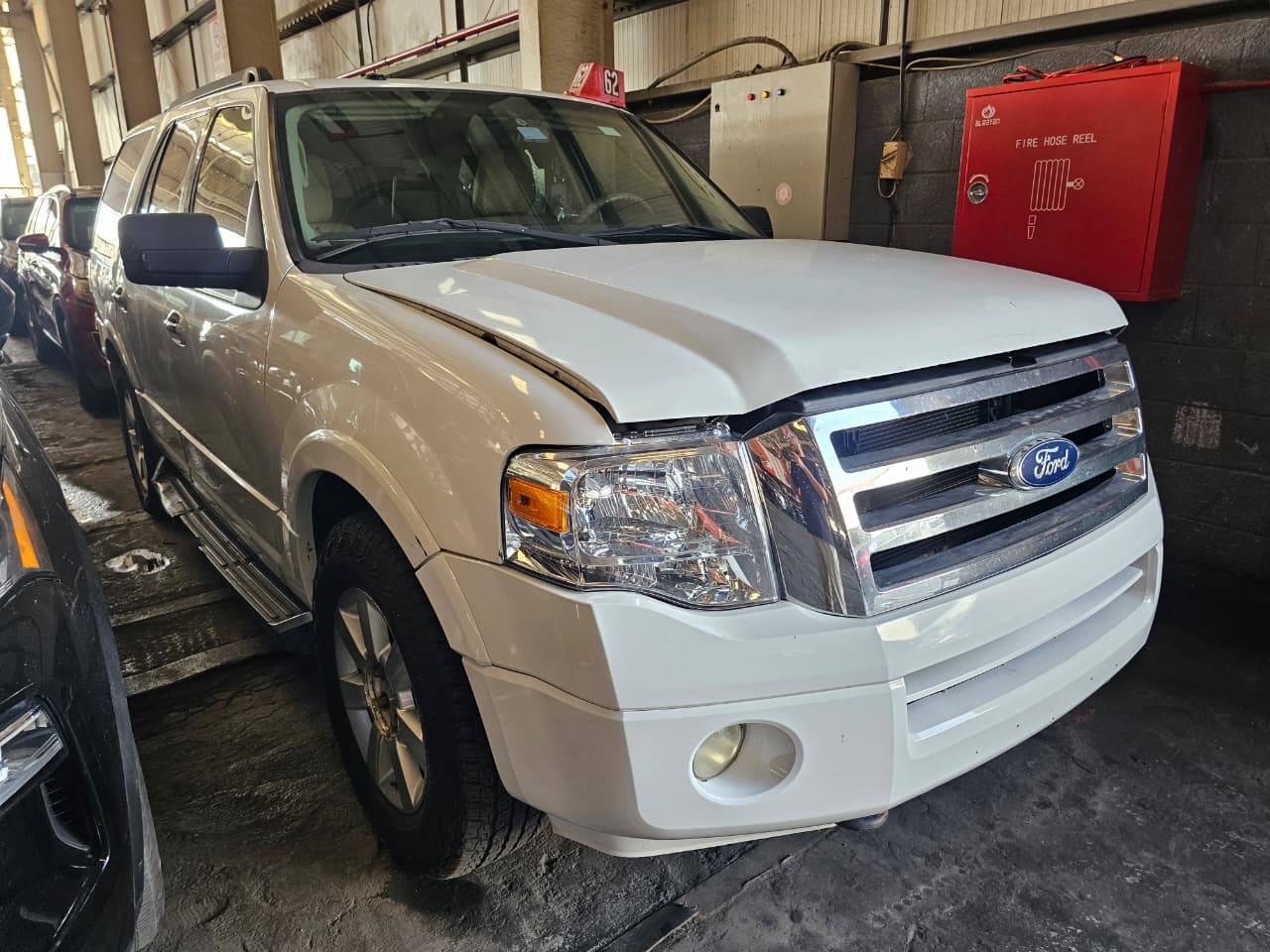 FORD EXPEDITION 2010 view 2