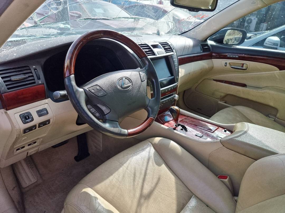 2011 LEXUS LS 460 — 171056 Miles — Lot 215487 — Ind. 12 - Marhaba Auctions Used Cars - Image 4