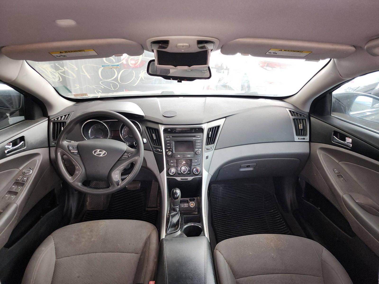 2014 HYUNDAI SONATA — 187558 Miles — Lot 900786 — Al Quoz - Marhaba Auctions Used Cars - Image 8