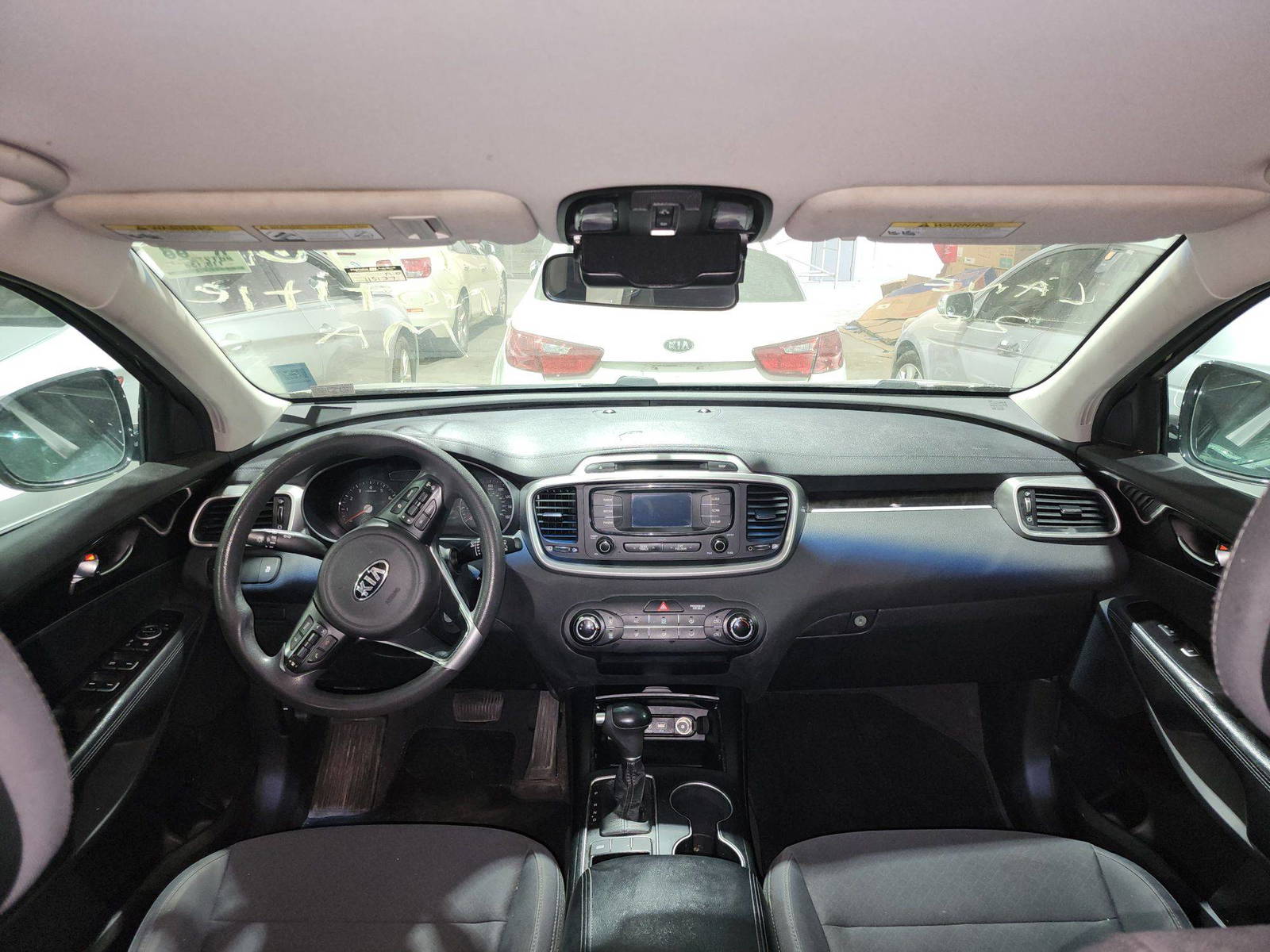 KIA SORENTO 2017 - Marhaba Auction Used Cars - Image 8