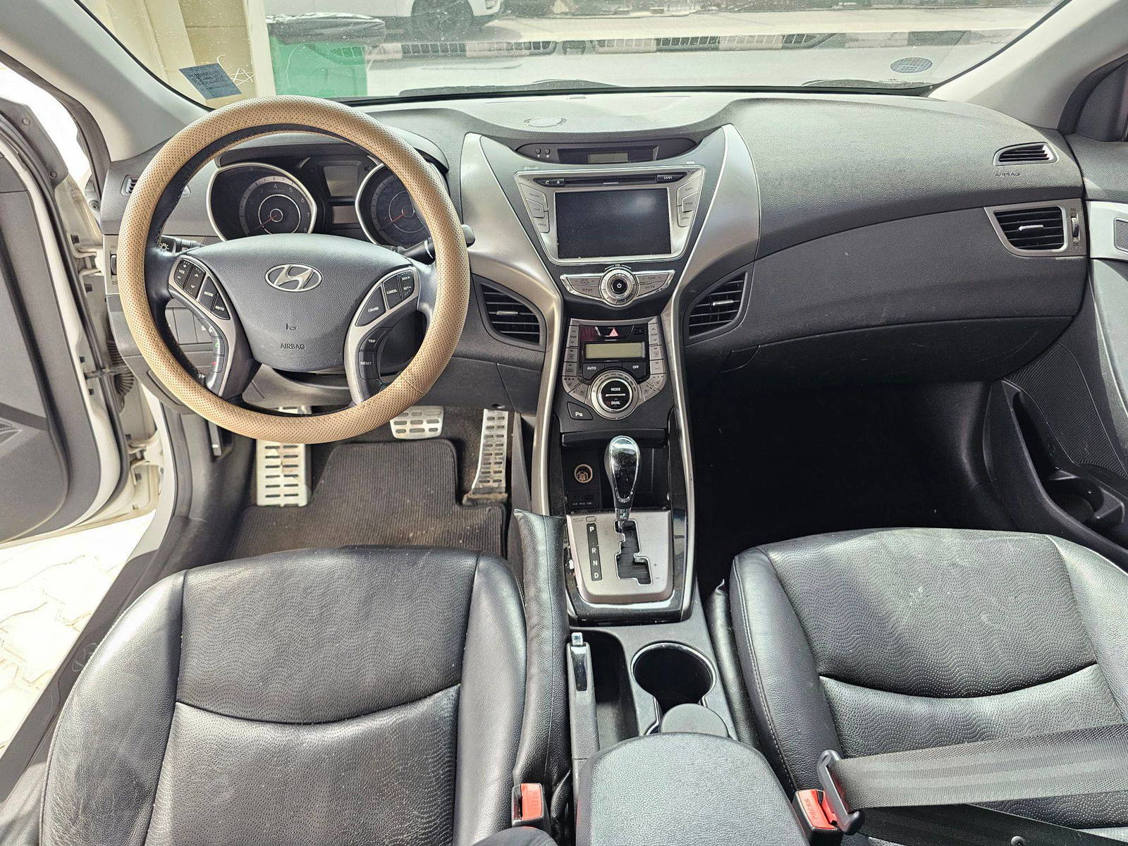 2013 HYUNDAI AVANTE — 152576 KM — Lot 640710 — Souq - Marhaba Auctions Used Cars - Image 7