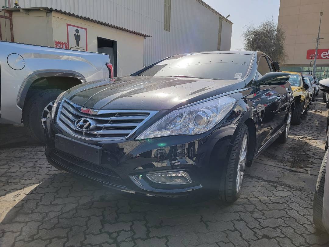 2012 HYUNDAI GRANDEUR — 253998 KM — Lot 204265 — Main - Marhaba Auctions Used Cars - Image 5