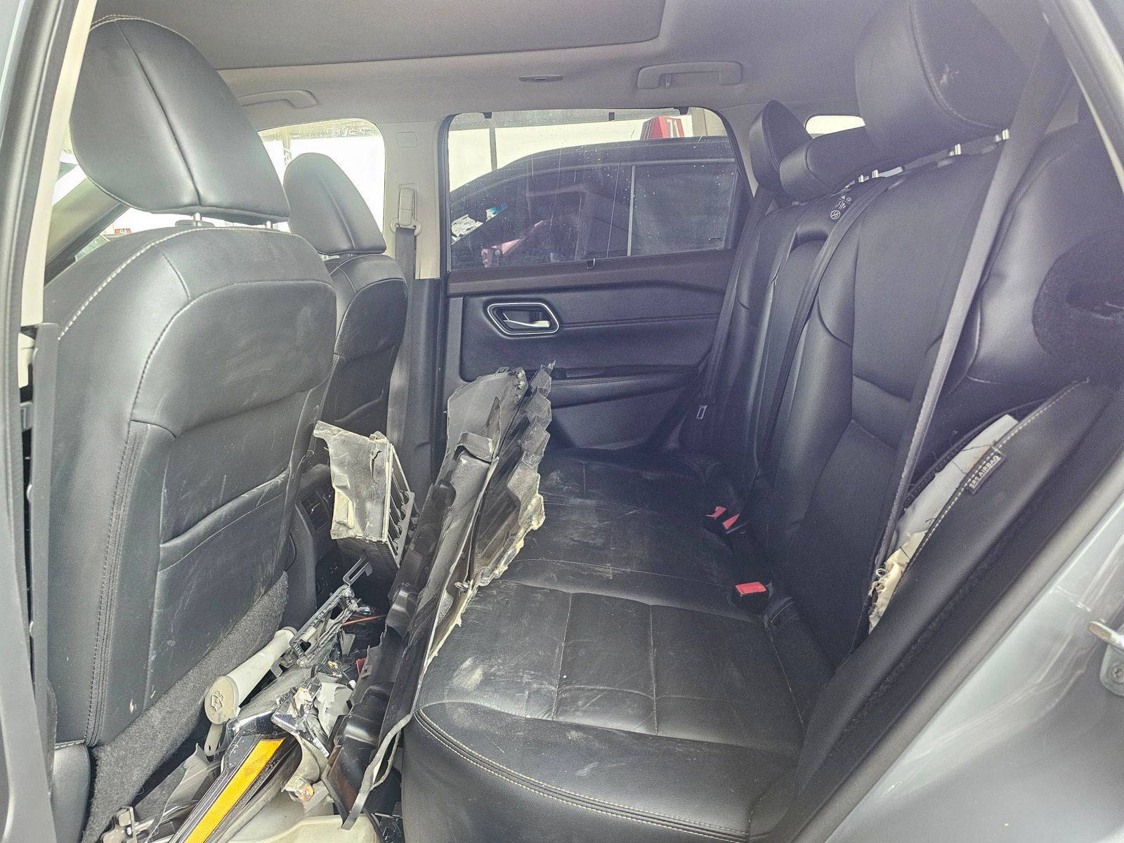 NISSAN ROGUE 2021 - Marhaba Auction Used Cars - Image 4