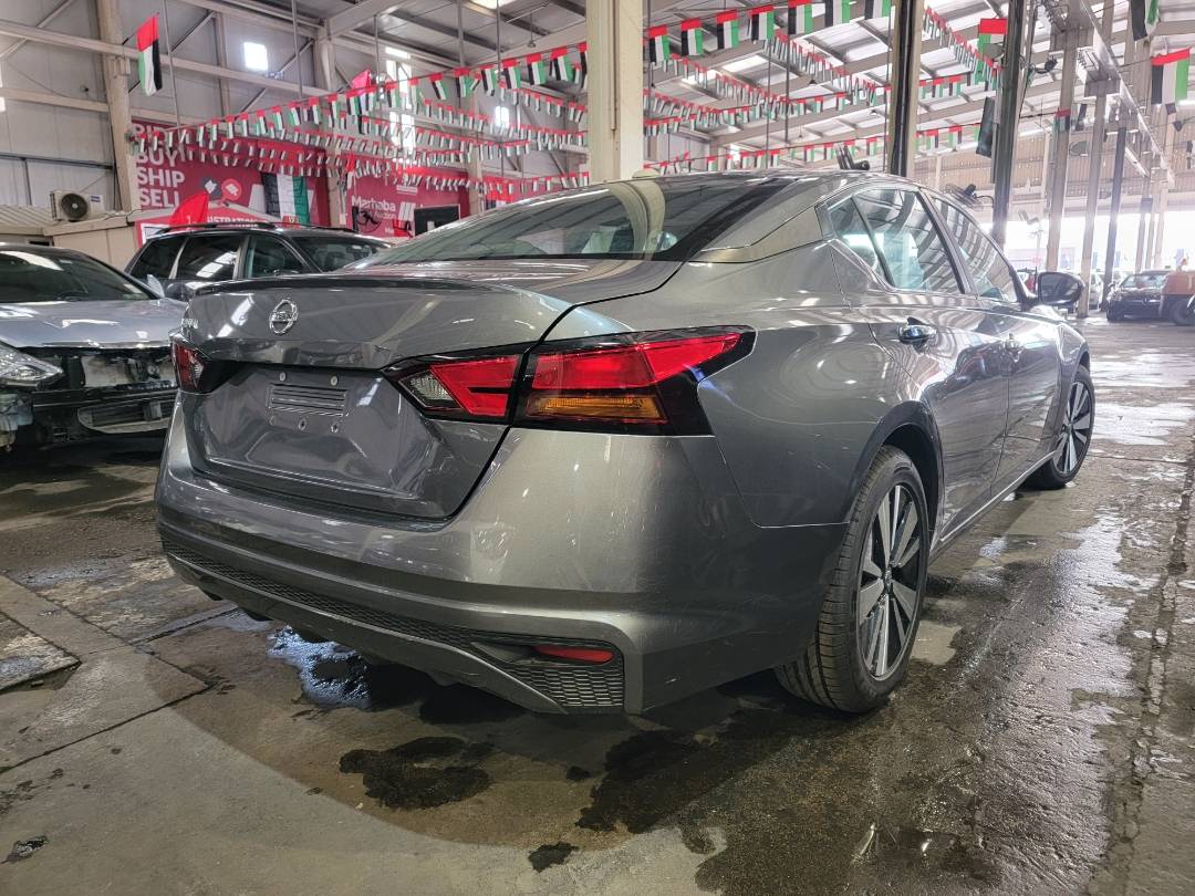 2020 NISSAN ALTIMA — 67677 Miles — Lot 37570162 — Main - Marhaba Auctions Used Cars - Image 4