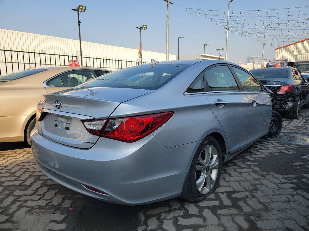 2013 HYUNDAI SONATA — 164829 Miles — Lot 39047804 — Main - Marhaba Auctions Used Cars - Image 3