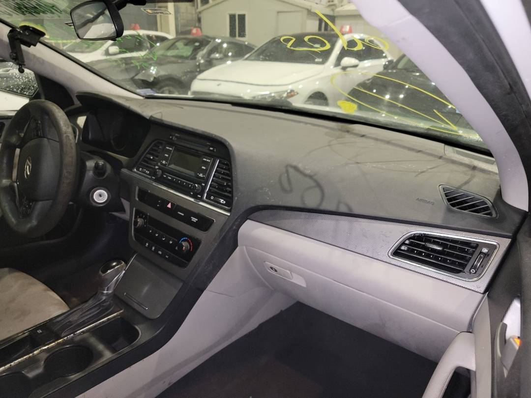 2017 HYUNDAI SONATA — 180340 Miles — Lot 76989073 - Marhaba Auctions Used Cars - Image 5