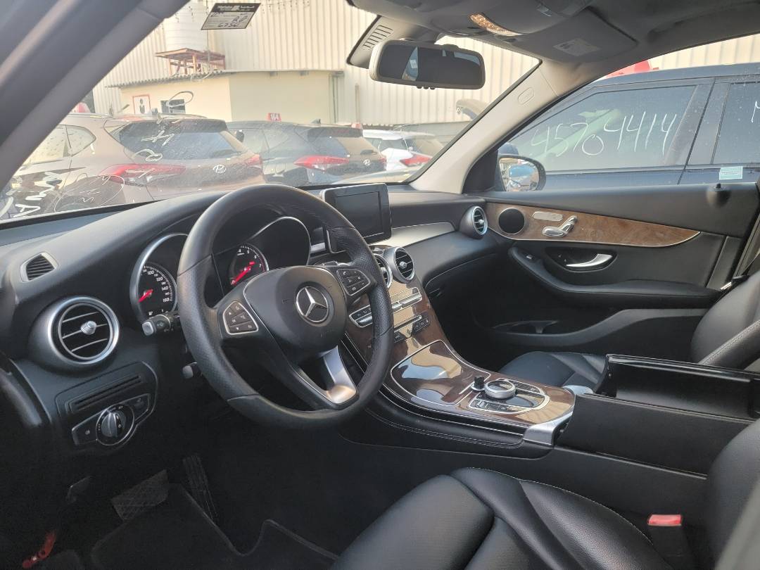 2017 MERCEDES BENZ GLC-300 — 67554 Miles — Lot 97209 — Main - Marhaba Auctions Used Cars - Image 6