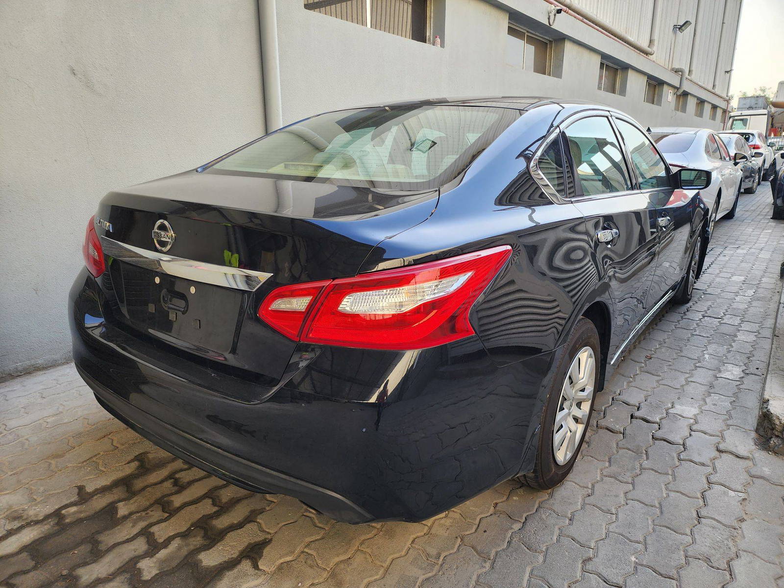 2016 NISSAN ALTIMA — 125894 Miles — Lot 215487 — Main - Marhaba Auctions Used Cars - Image 3