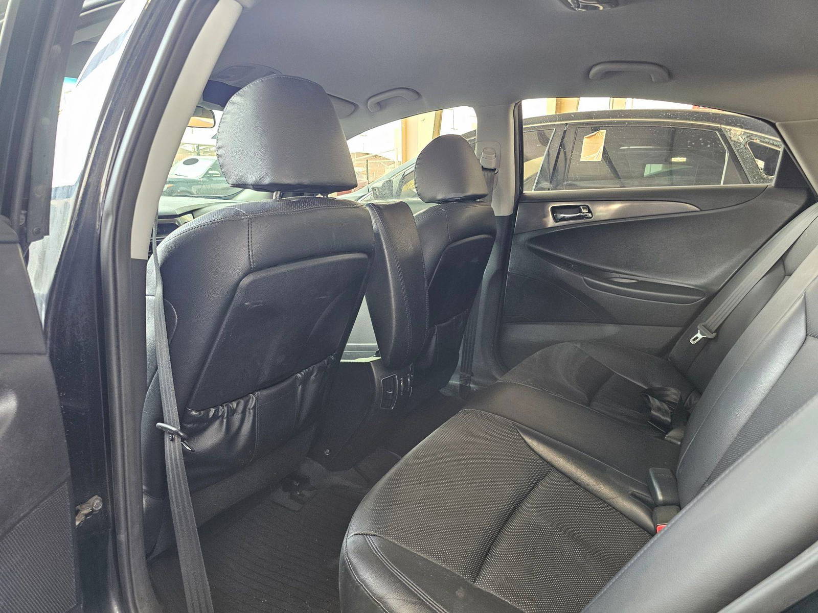 HYUNDAI SONATA 2012 - Marhaba Auction Used Cars - Image 6