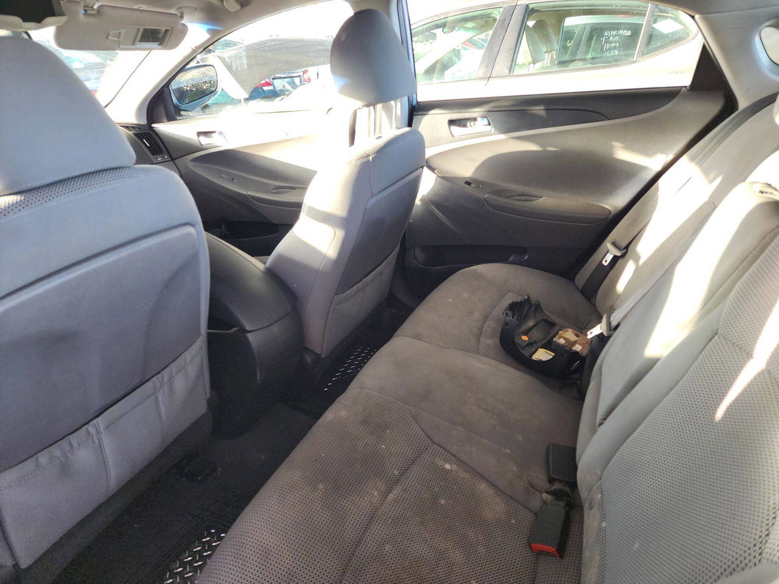 2013 HYUNDAI SONATA — 128102 Miles — Lot 82078443 - Marhaba Auctions Used Cars - Image 6