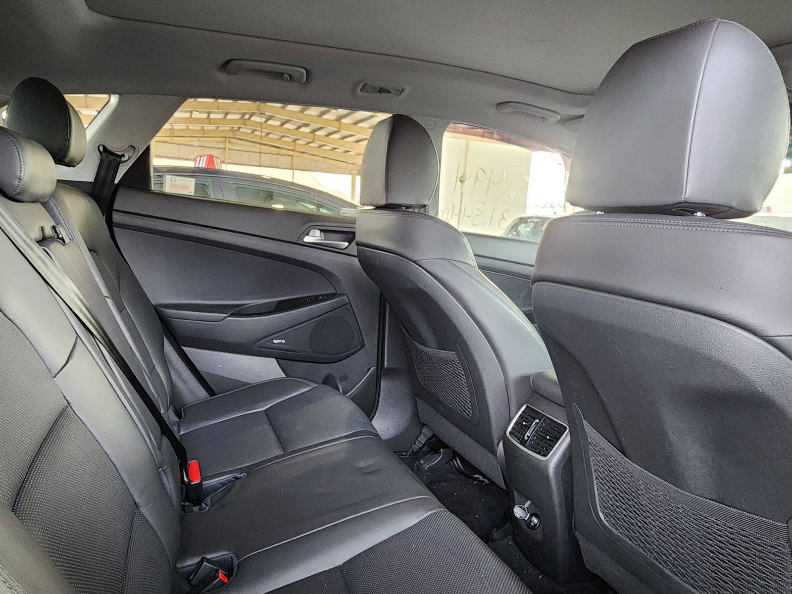 2019 HYUNDAI TUCSON — 87544 Miles — Lot 74604 — Souq - Marhaba Auctions Used Cars - Image 4