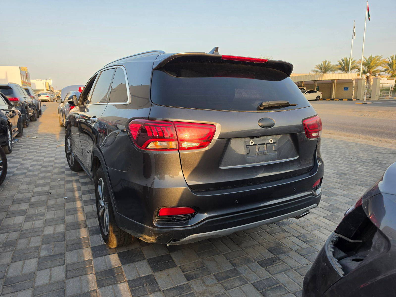 2019 KIA SORENTO — 133604 Miles — Lot 94466195 - Marhaba Auctions Used Cars - Image 3