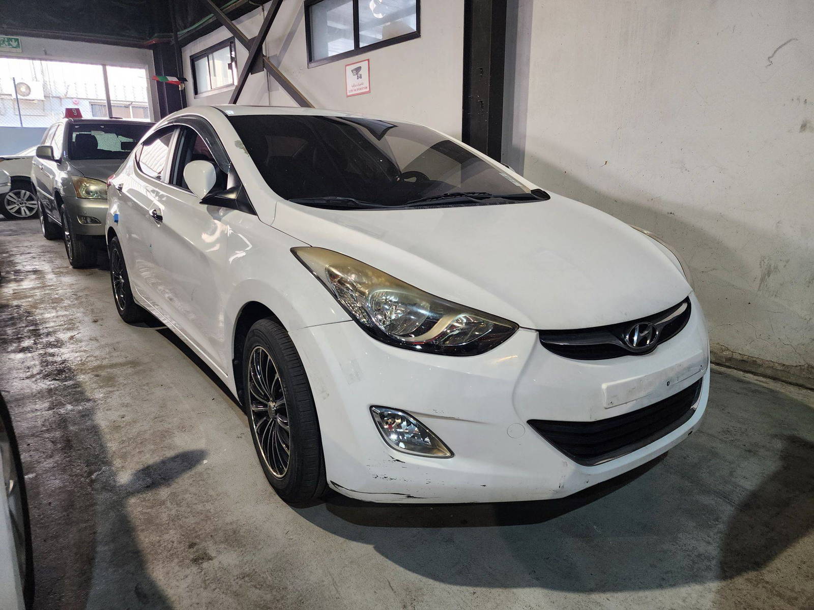 HYUNDAI AVANTE 2012 - Marhaba Auction Used Cars - Image 3