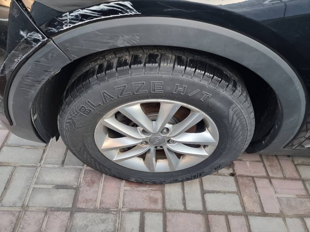 2017 KIA SORENTO — 146279 Miles — Lot 215487 — Souq - Marhaba Auctions Used Cars - Image 11