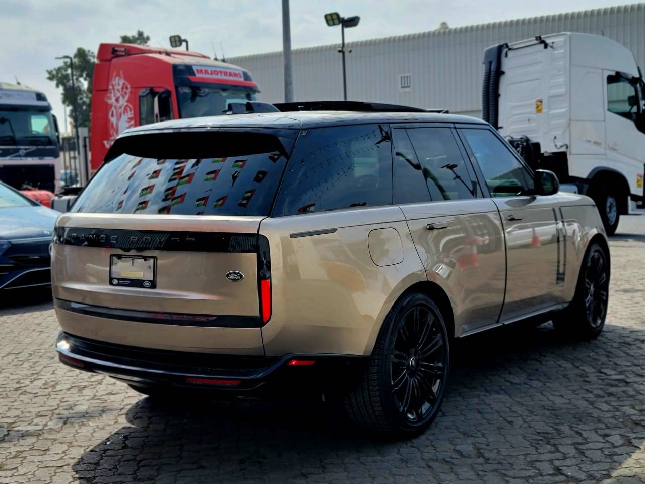 2023 LAND ROVER RANGE ROVER — 228 KM — Lot A076369 — Main - Marhaba Auctions Used Cars - Image 6