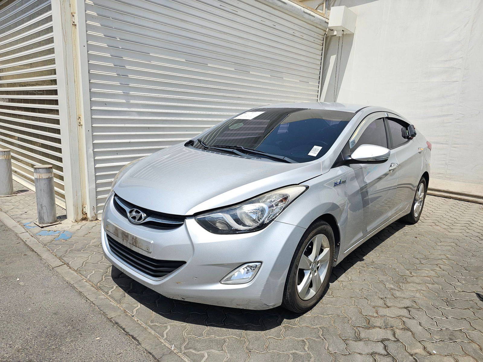 2012 HYUNDAI AVANTE — 175184 KM — Lot 211548 — Souq - Marhaba Auctions Used Cars - Image 5