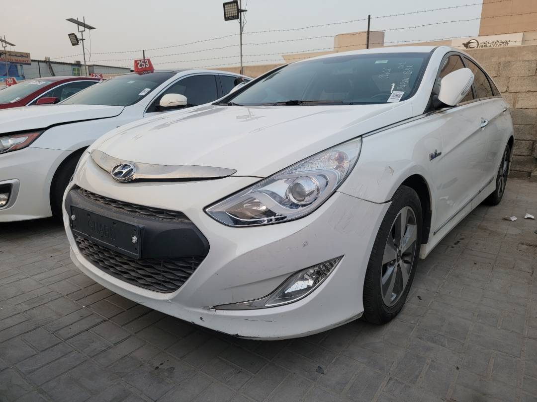 2012 HYUNDAI SONATA — 207366 KM — Lot 039989 — Main - Marhaba Auctions Used Cars - Image 3