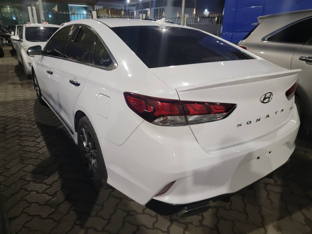 2018 HYUNDAI SONATA — 133224 Miles — Lot 92286 — Main - Marhaba Auctions Used Cars - Image 4