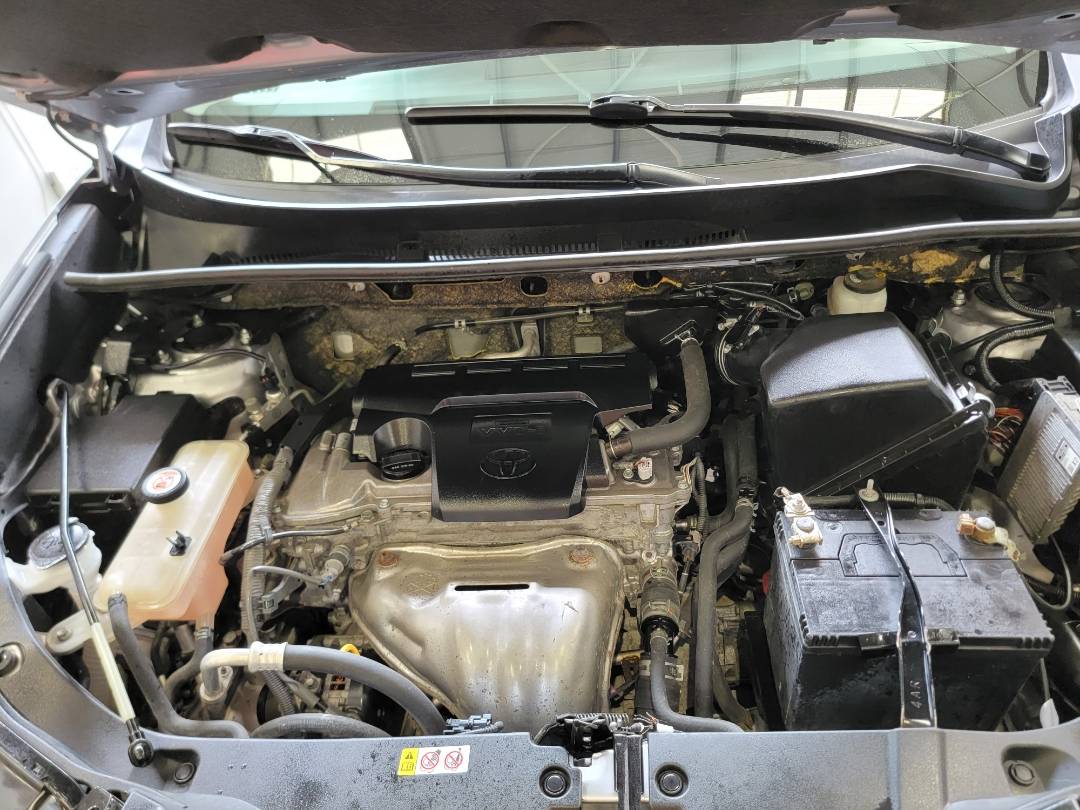 2018 TOYOTA RAV4 — 75589 Miles — Lot 257506 - Marhaba Auctions Used Cars - Image 8