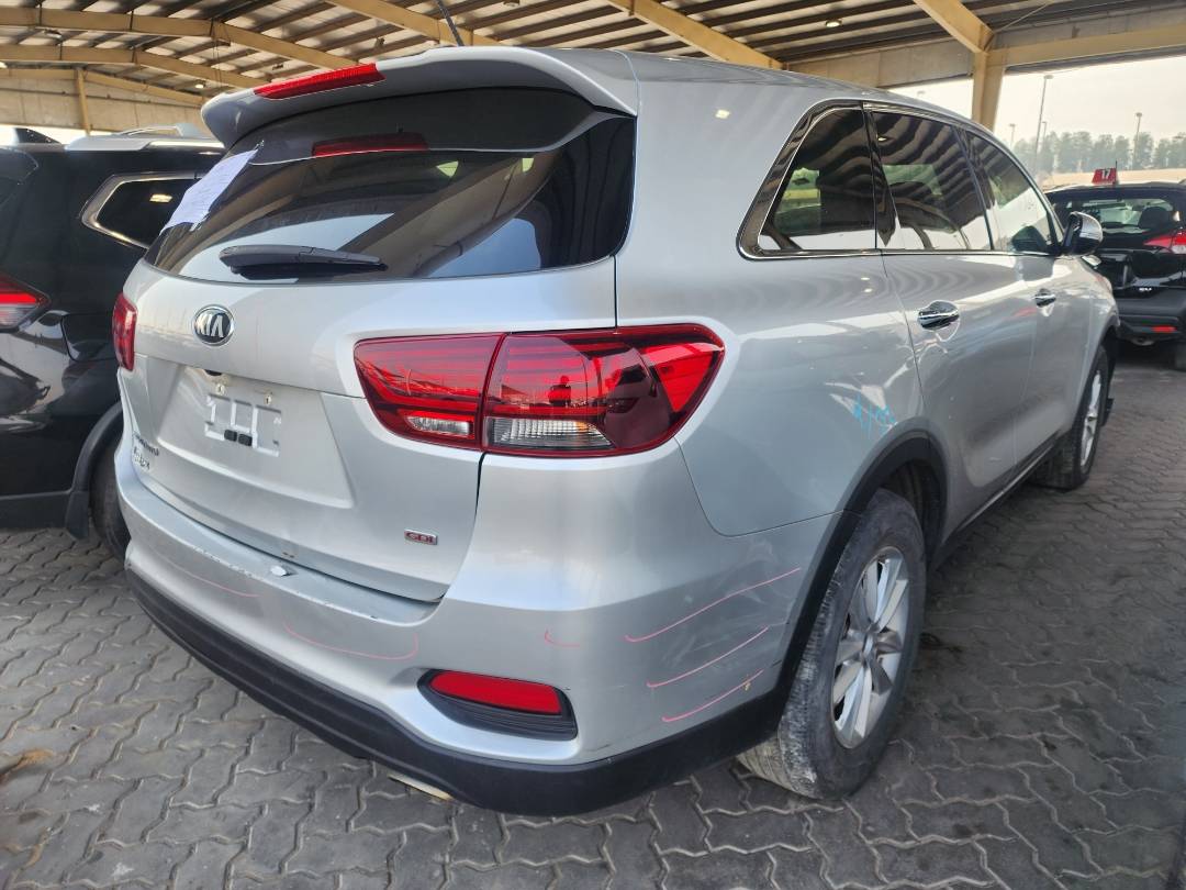 2020 KIA SORENTO — 97134 Miles — Lot 42641364 — Souq - Marhaba Auctions Used Cars - Image 10
