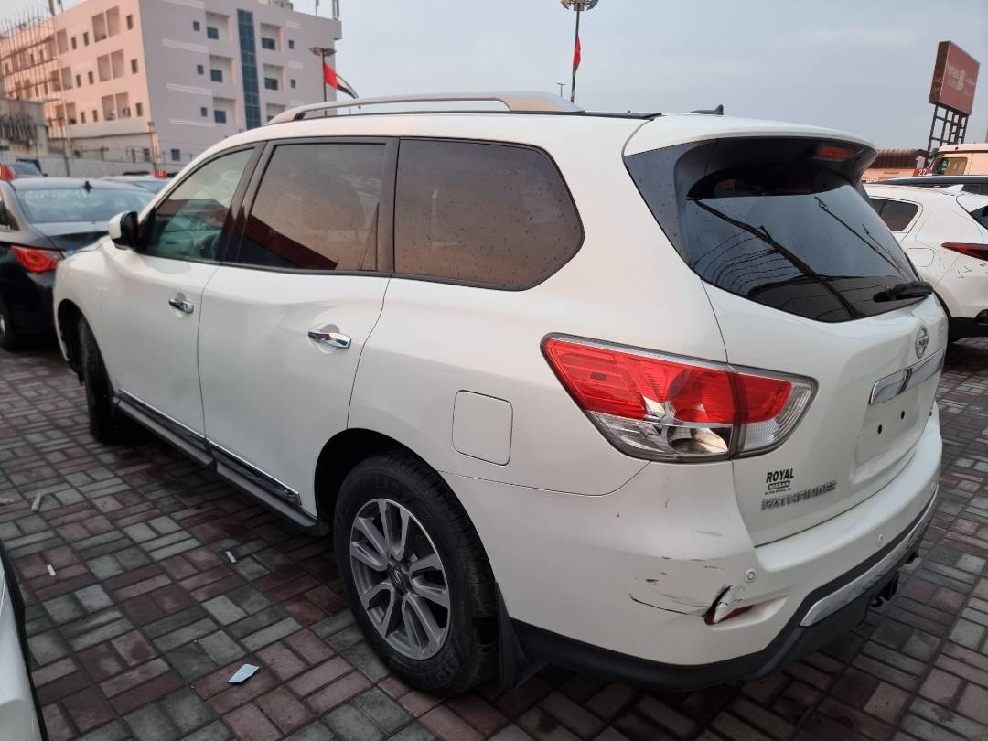 2013 NISSAN PATHFINDER — 205120 Miles — Lot 215478 — Ind. 12 - Marhaba Auctions Used Cars - Image 5
