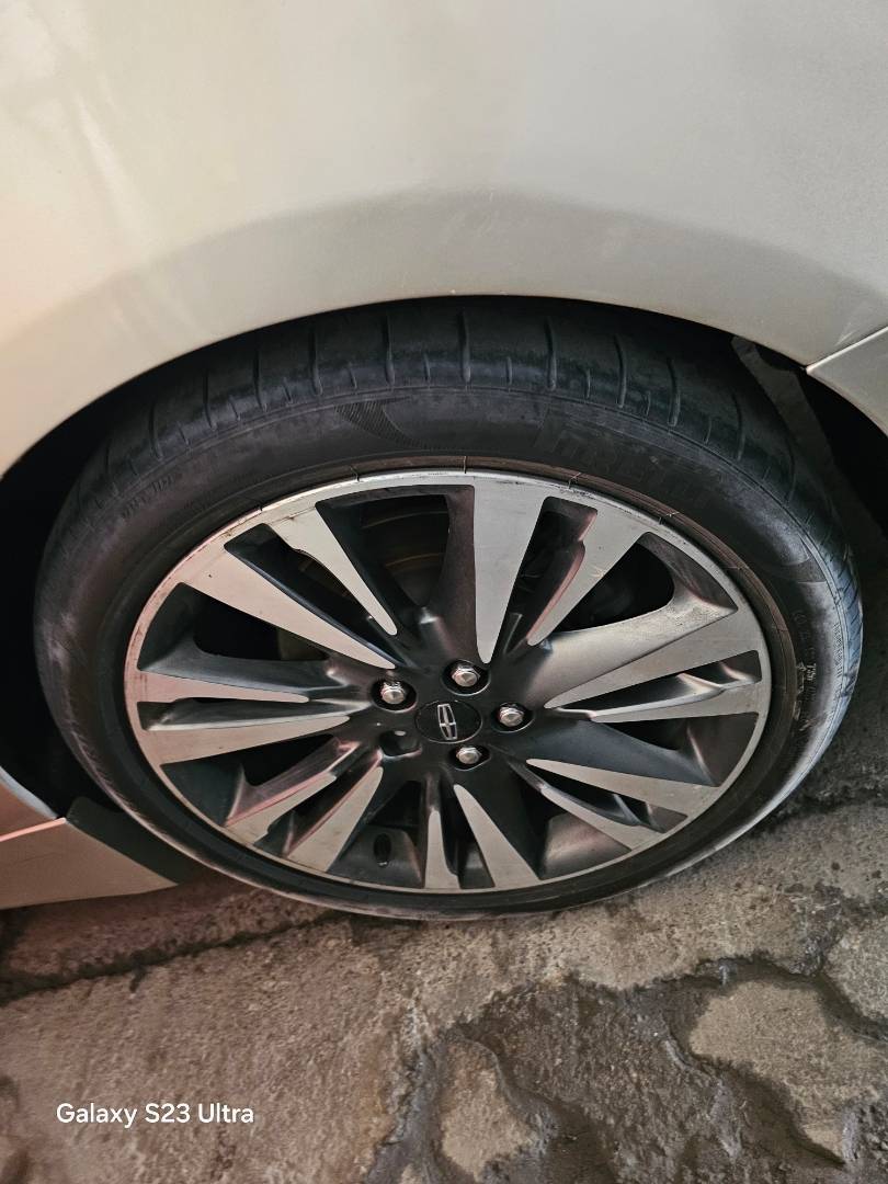 2017 LINCOLN MKZ — 130077 KM — Lot HR639333 — Main - Marhaba Auctions Used Cars - Image 6