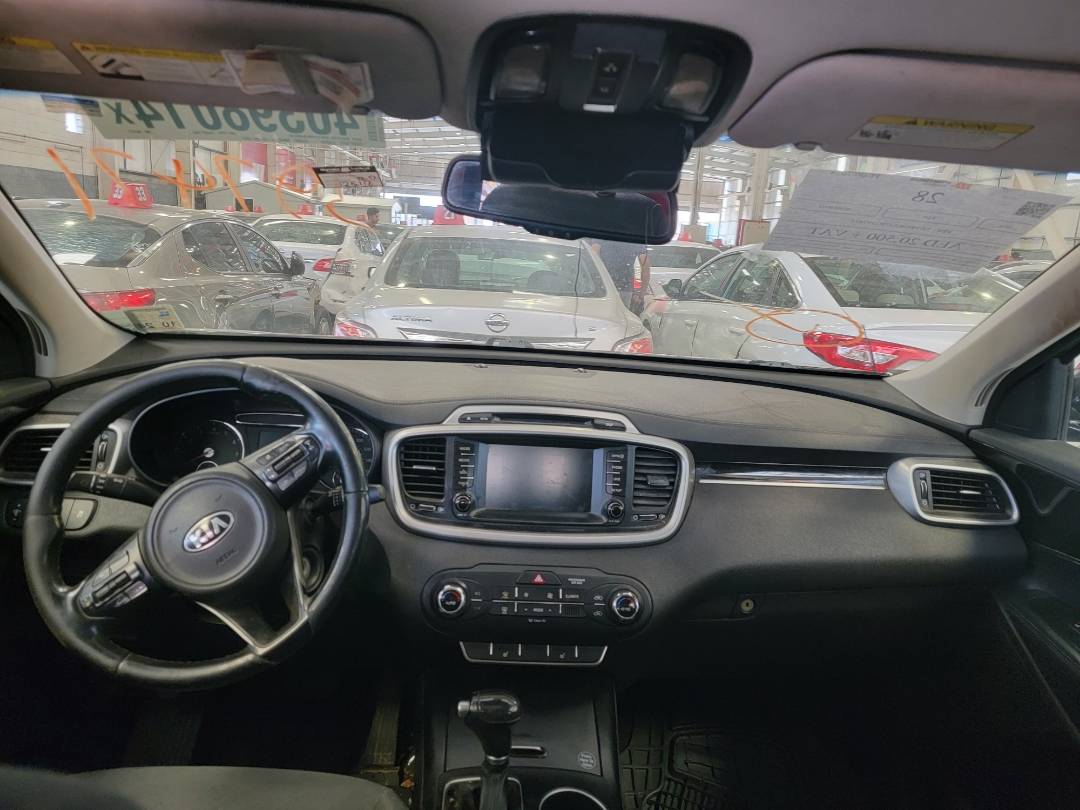 2018 KIA SORENTO — 125116 Miles — Lot 40398014 — Souq - Marhaba Auctions Used Cars - Image 8
