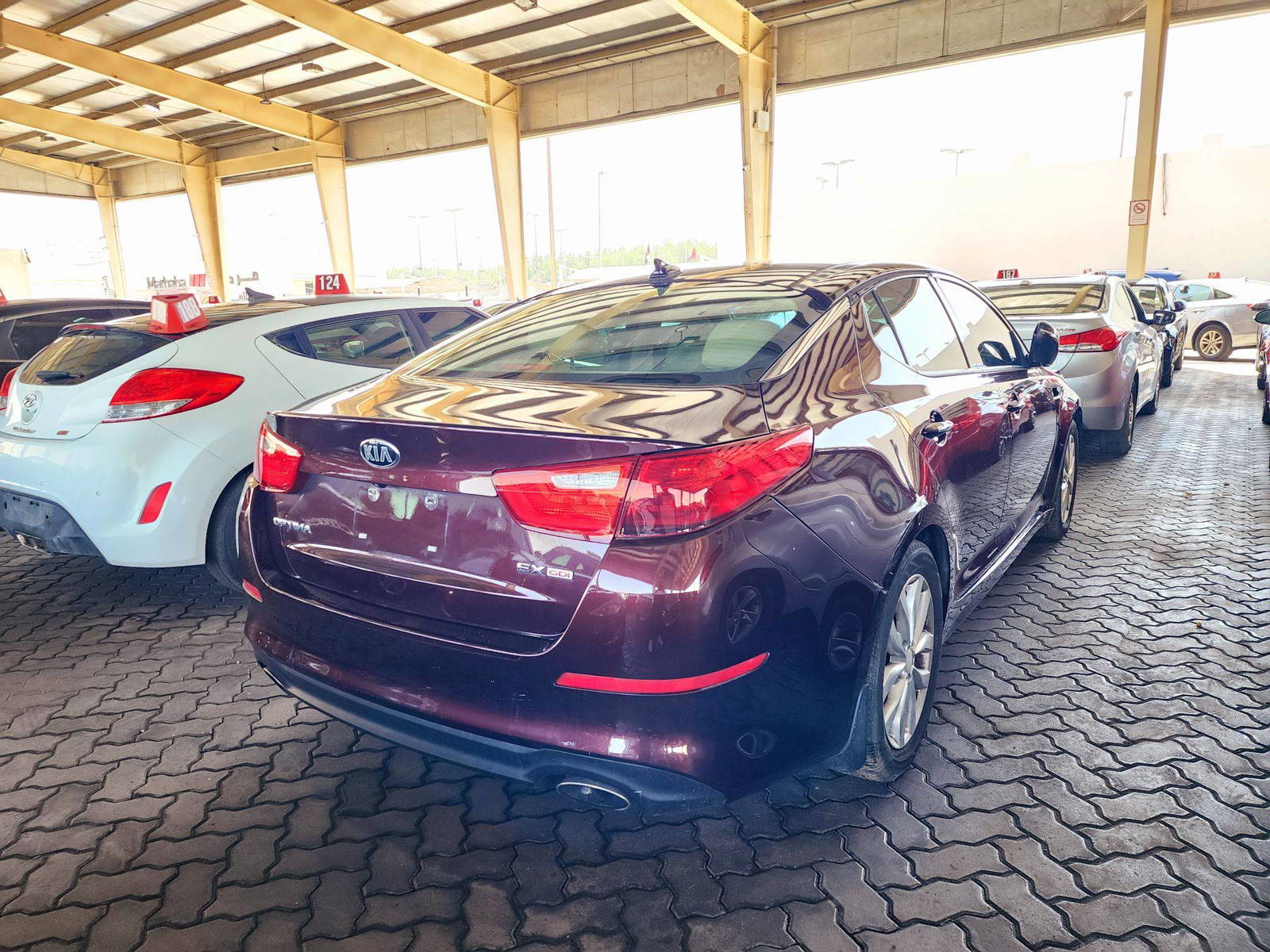 2015 KIA OPTIMA — 140619 Miles — Lot 81087814 — Souq - Marhaba Auctions Used Cars - Image 3