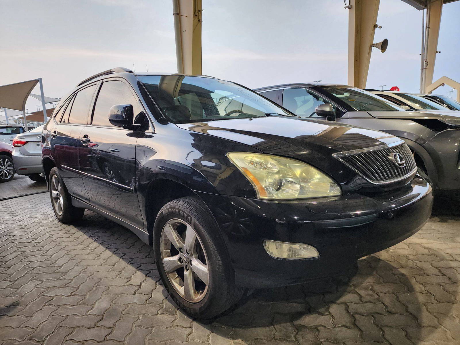 2007 LEXUS RX 350 — 179513 Miles — Lot 4615 — Souq - Marhaba Auctions Used Cars - Image 4