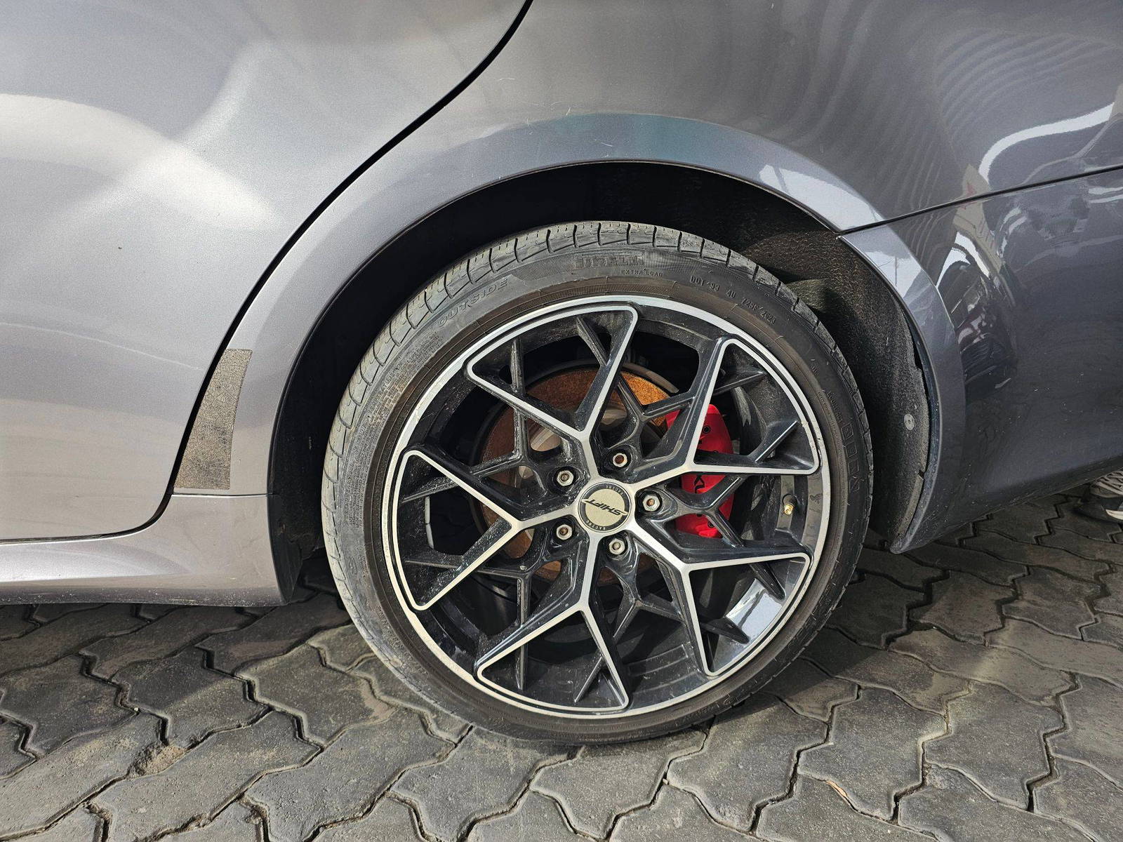 2012 LEXUS IS 250 — 159946 Miles — Lot 183856 — Souq - Marhaba Auctions Used Cars - Image 9