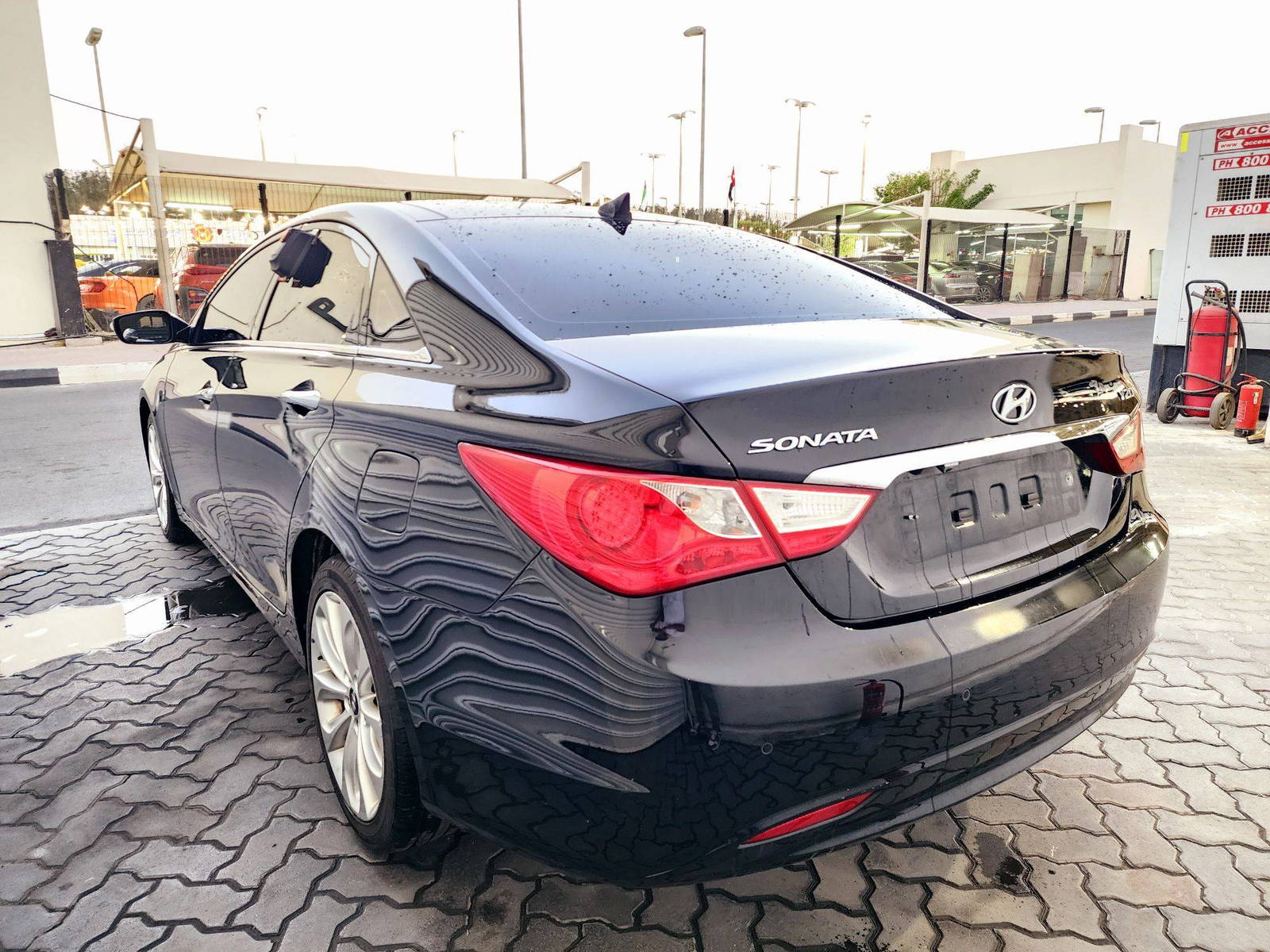 2011 HYUNDAI SONATA — 140444 KM — Lot 235097 — Souq - Marhaba Auctions Used Cars - Image 5