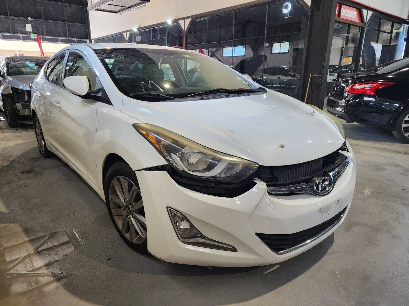 2014 HYUNDAI ELANTRA — 214570 Miles — Lot 39465044 — Al Quoz - Marhaba Auctions Used Cars - Image 4