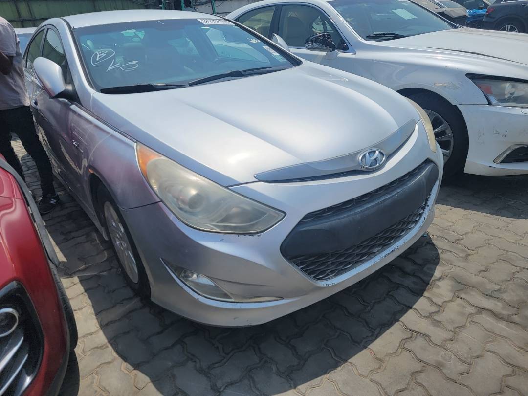 2011 HYUNDAI SONATA — 197585 Miles — Lot 42954345 — Main - Marhaba Auctions Used Cars - Image 4