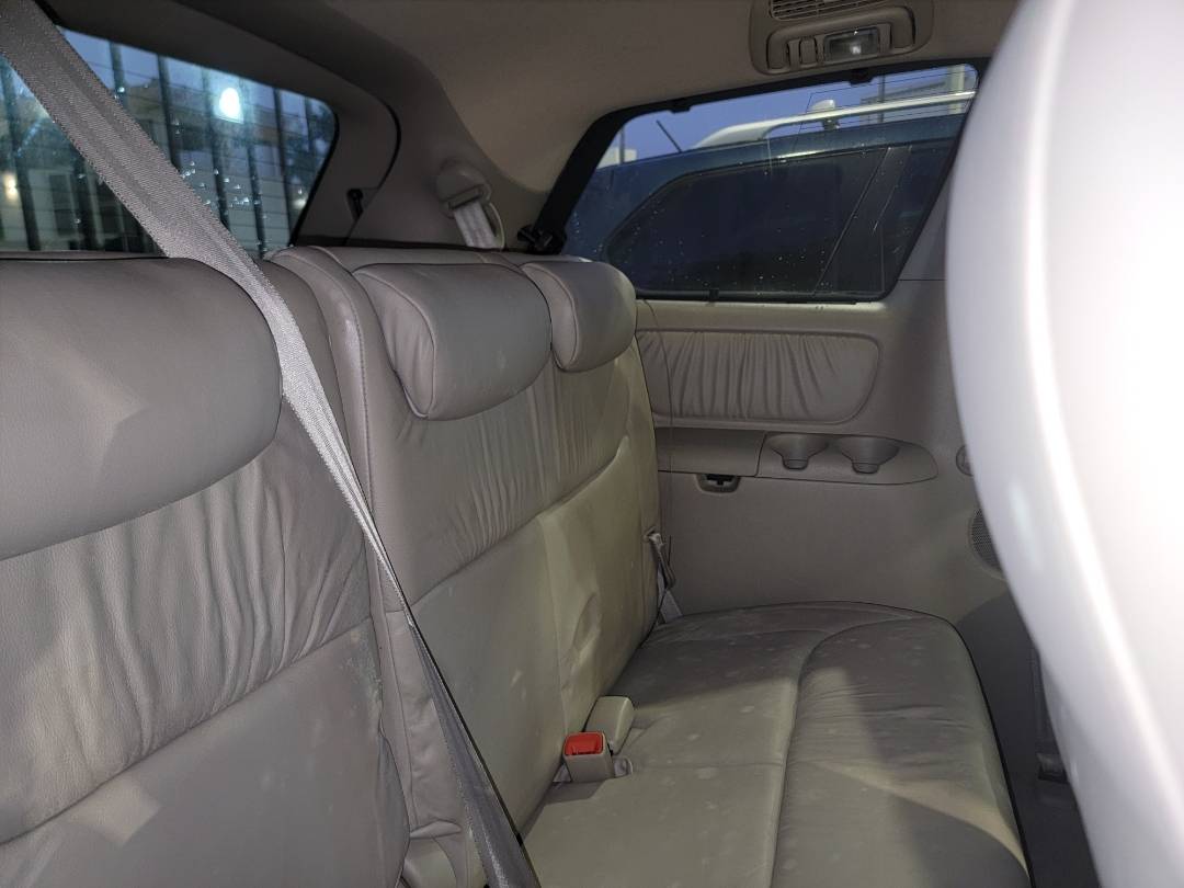 2004 TOYOTA SIENNA — 197647 Miles — Lot 78673283 - Marhaba Auctions Used Cars - Image 5