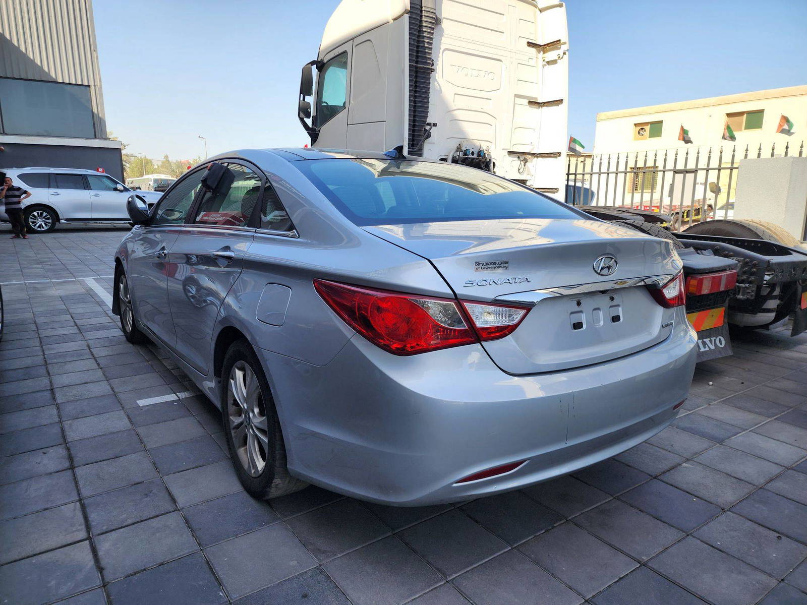 2013 HYUNDAI SONATA — 177020 Miles — Lot 84529244 — Al Quoz - Marhaba Auctions Used Cars - Image 5