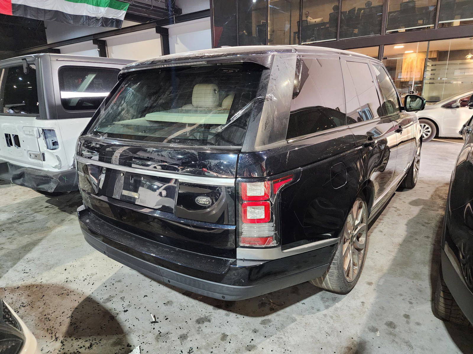 LAND ROVER RANGE ROVER SUPERCHARGED 2013 - Marhaba Auction Used Cars - Image 14