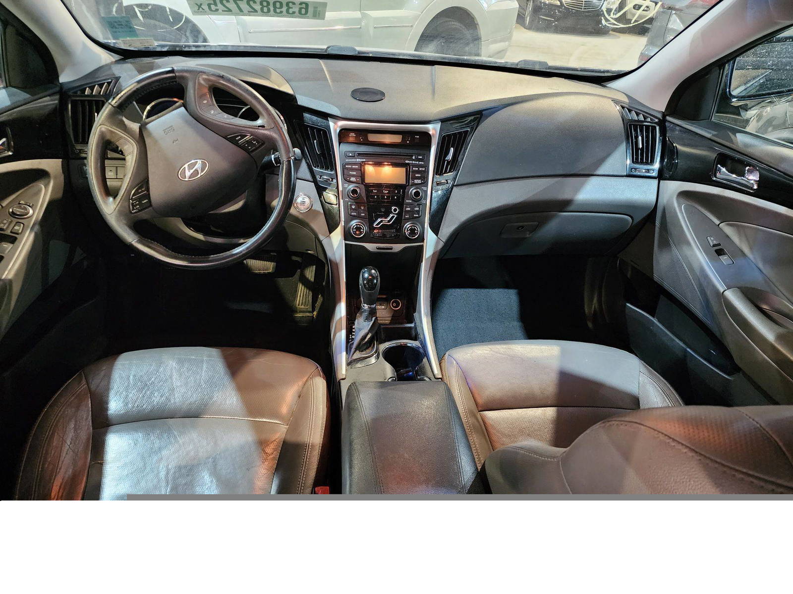 2012 HYUNDAI SONATA — 160196 Miles — Lot 410790 — Al Quoz - Marhaba Auctions Used Cars - Image 7