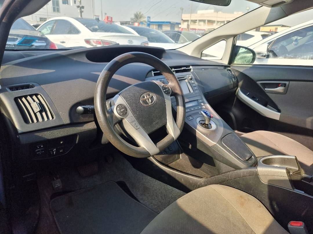 2014 TOYOTA PRIUS — 165569 Miles — Lot E3062206 — Main - Marhaba Auctions Used Cars - Image 8