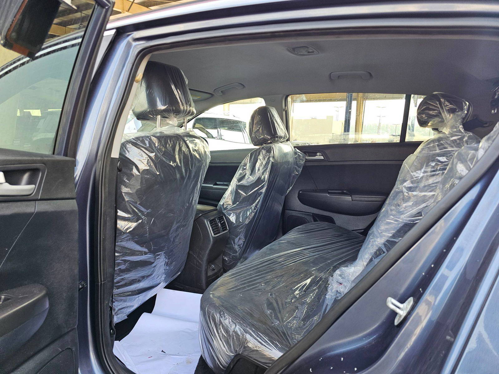 2018 KIA SPORTAGE — 184471 Miles — Lot AC1J7448737 — Souq - Marhaba Auctions Used Cars - Image 6