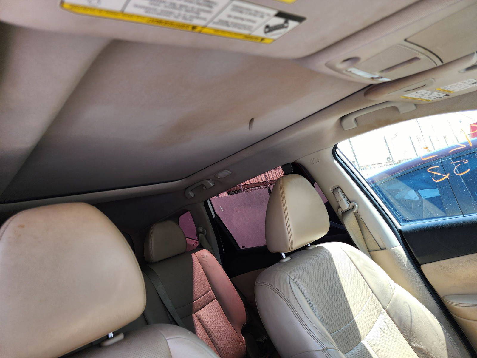 2015 NISSAN ROGUE — 185355 Miles — Lot 39230258 — Al Quoz - Marhaba Auctions Used Cars - Image 9