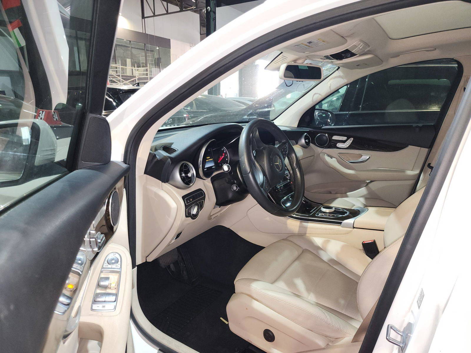 2018 MERCEDES BENZ GLC-300 — 102641 Miles — Lot 109525 — Al Quoz - Marhaba Auctions Used Cars - Image 9