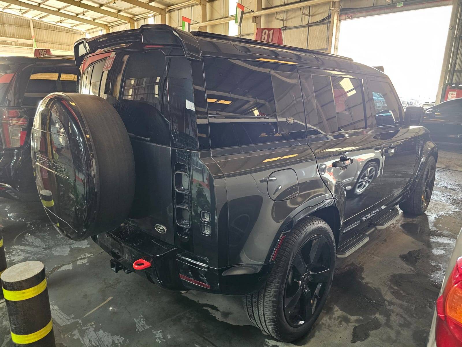 2022 LAND ROVER DEFENDER 110 P400 S — 44732 KM — Lot 2092966 — Main - Marhaba Auctions Used Cars - Image 5