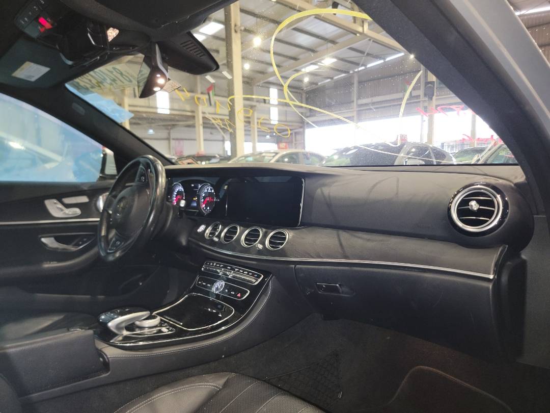 2017 MERCEDES BENZ E-300 — 67275 Miles — Lot 81494323 - Marhaba Auctions Used Cars - Image 11