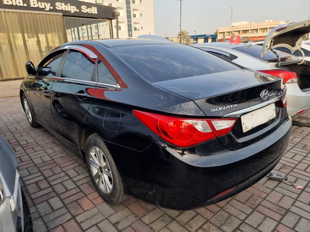 HYUNDAI SONATA 2011 - Marhaba Auction Used Cars - Image 5