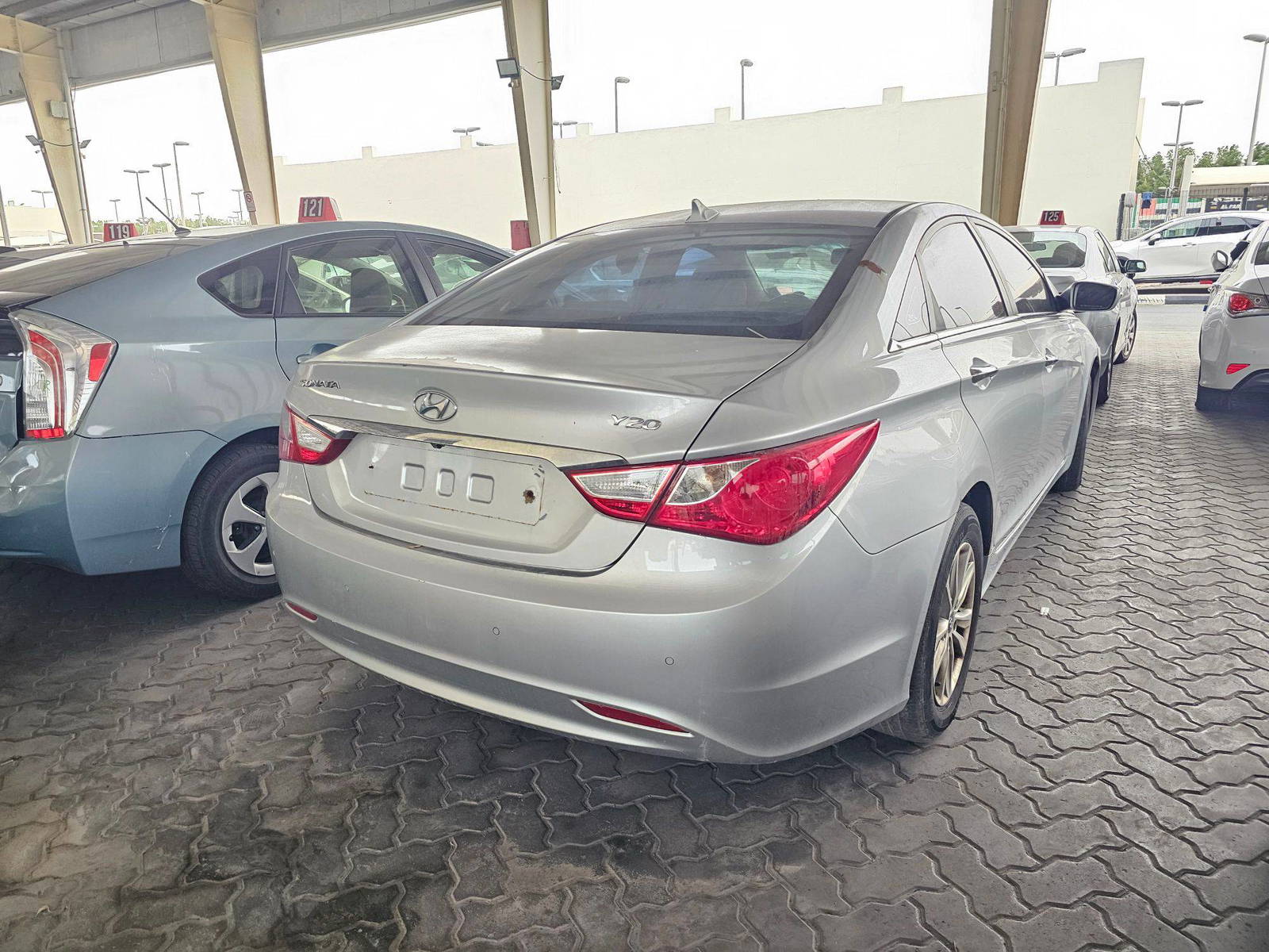 HYUNDAI SONATA 2011 - Marhaba Auction Used Cars - Image 4