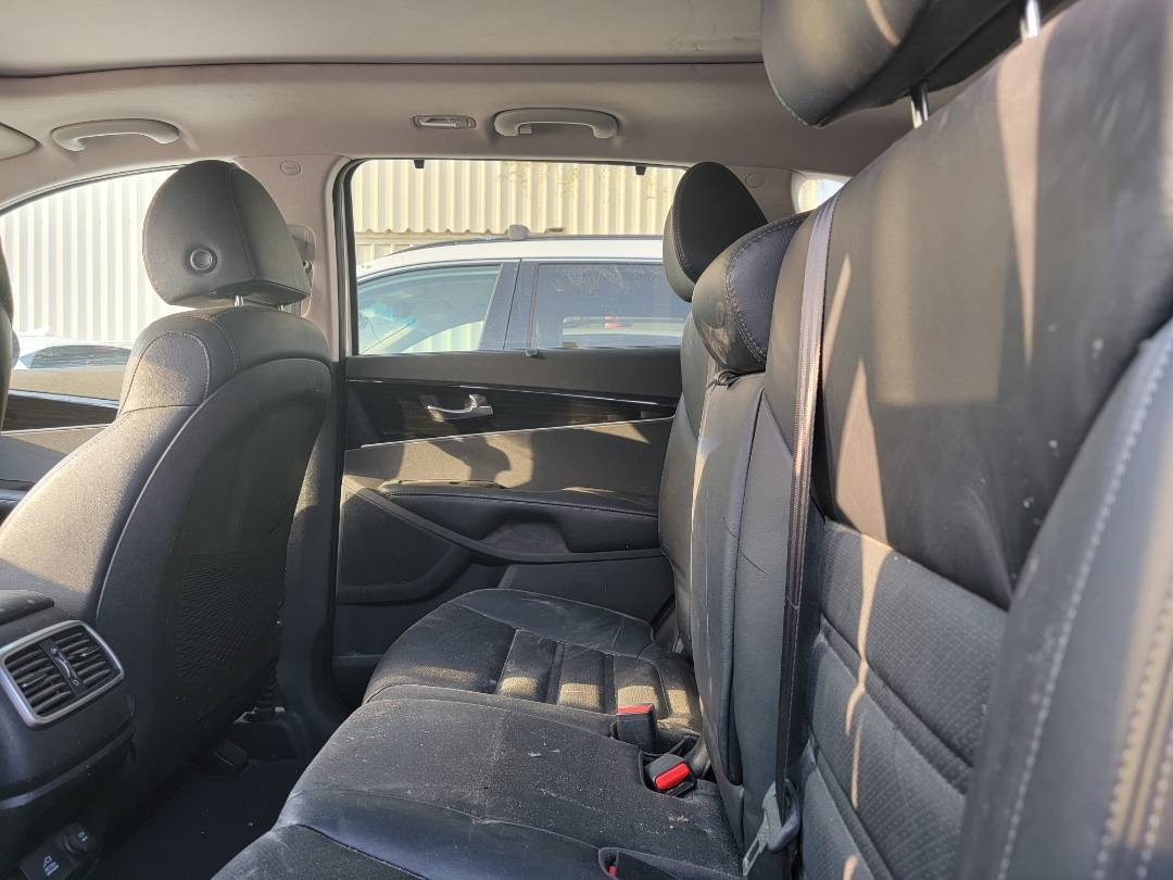 2019 KIA SORENTO — 172927 KM — Lot 438276 — Main - Marhaba Auctions Used Cars - Image 8