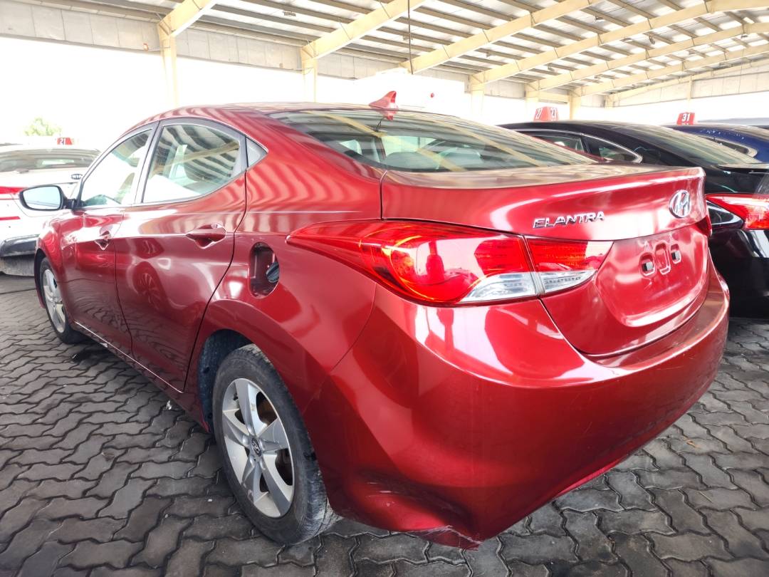 2013 HYUNDAI ELANTRA — 211219 Miles — Lot 6318 — Souq - Marhaba Auctions Used Cars - Image 4